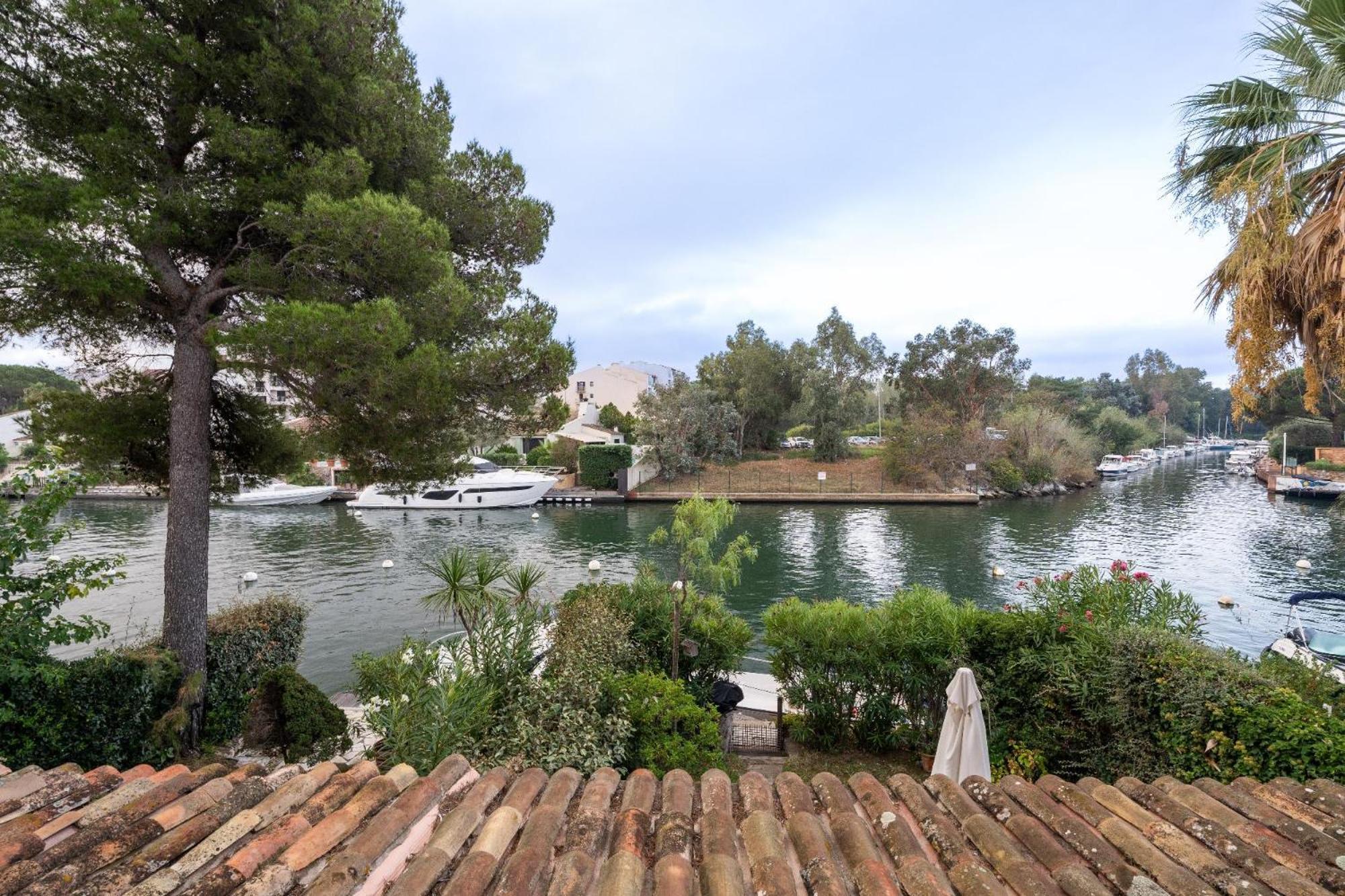 La Petite Venise Apartment Grimaud Exterior foto